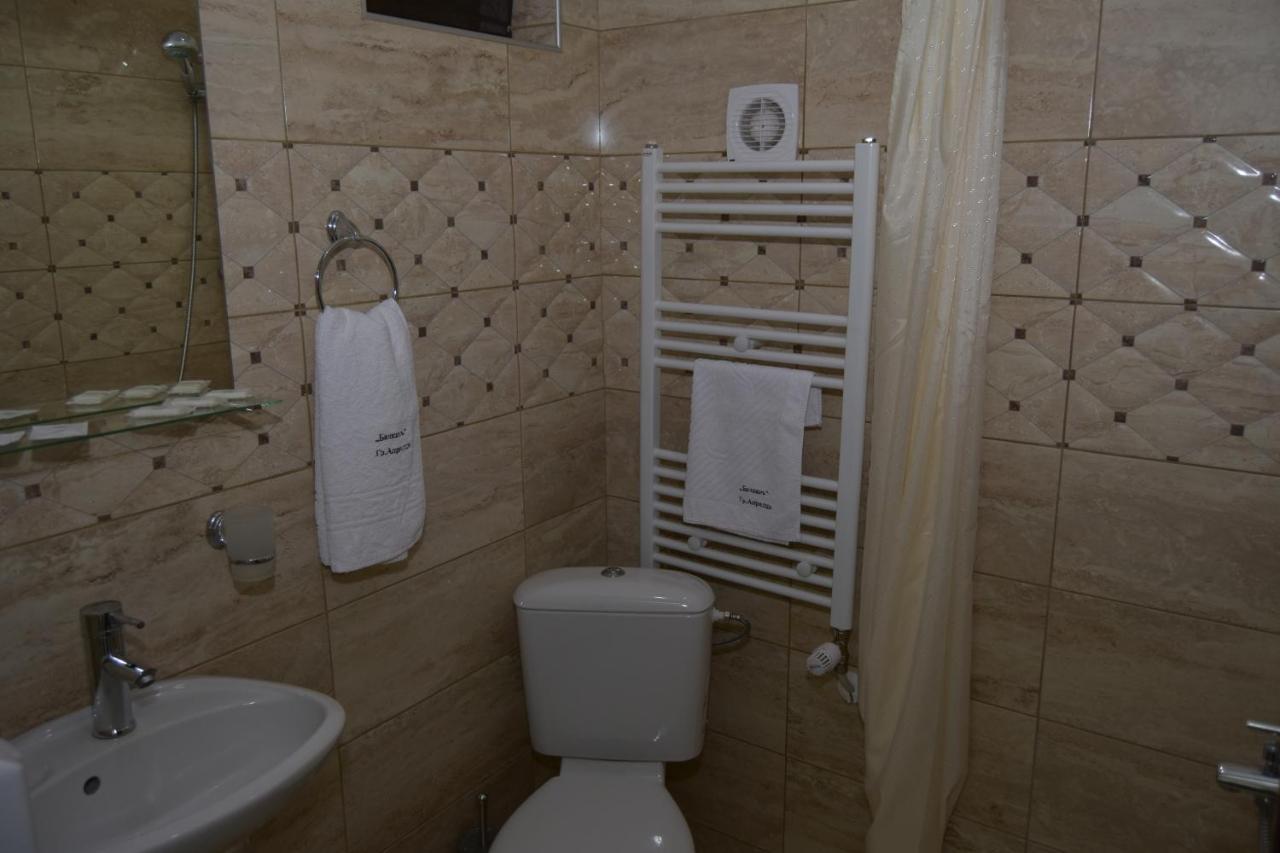 Family Hotel Balkana Априлці Екстер'єр фото
